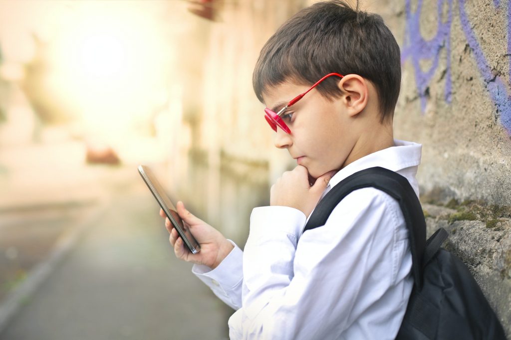 Child with a smartphone